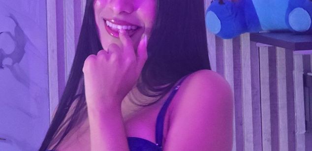 Model - LissaWild submissive