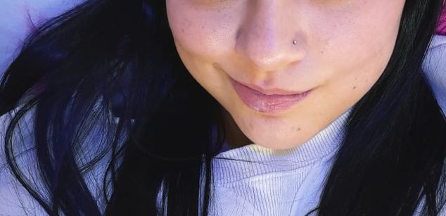 Model - Amy Ferreira bigboobs