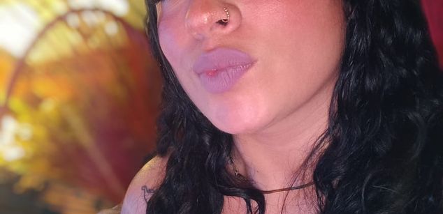 Model - Ambar SM bigboobs