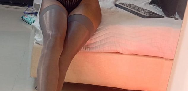 Model - NalaRoux taboo