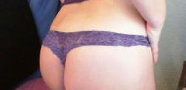 Model - AmoreTentation 7
