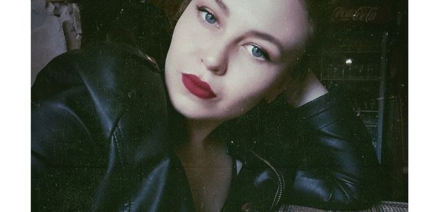 Model - Katya joi