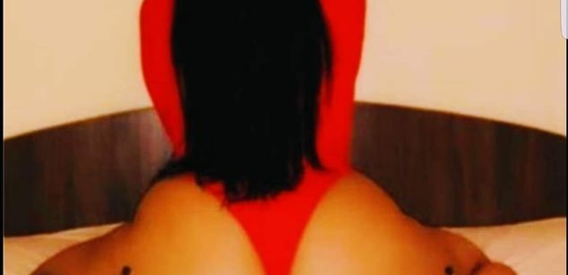 Model - mishaaa ass