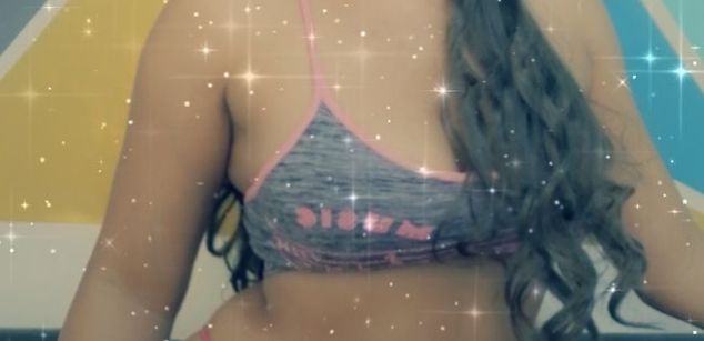 Model - scarletblonde latina