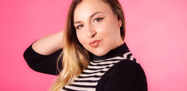 Model - AmandaWild kinky