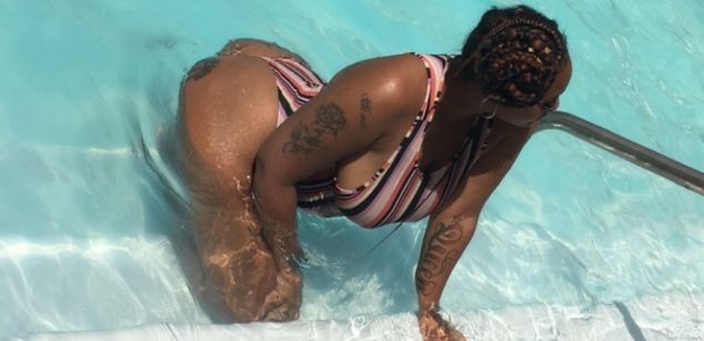 Model - ObeyQueen fetish