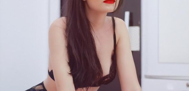 Model - braziliangirl19 bdsm