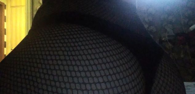 Model - Charlotta Apple girl