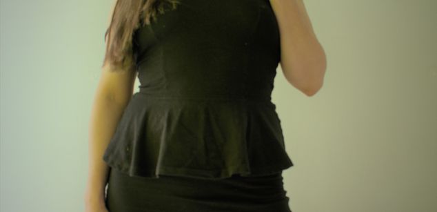Model - Ayleen small