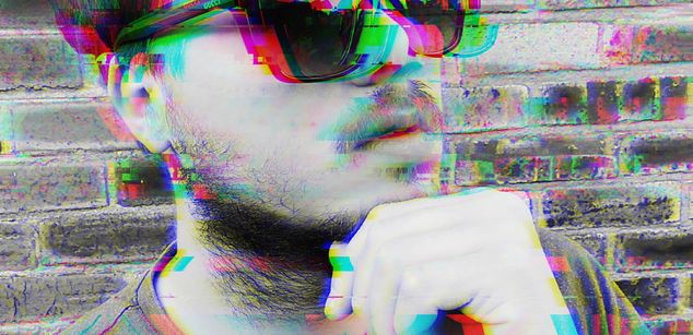 Model - HorneyboyxMega bisexual