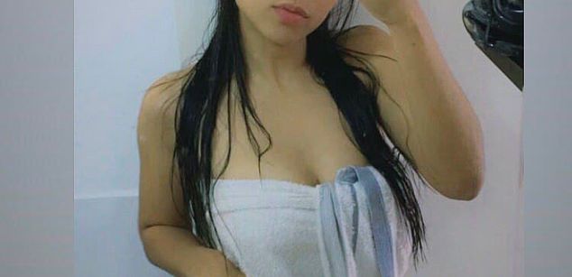 Model - AlizStuar latina