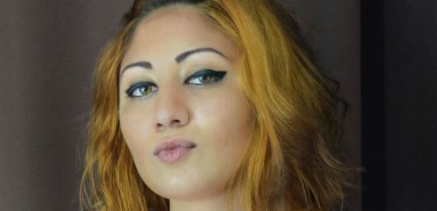 Model - Kinky Kylie 7