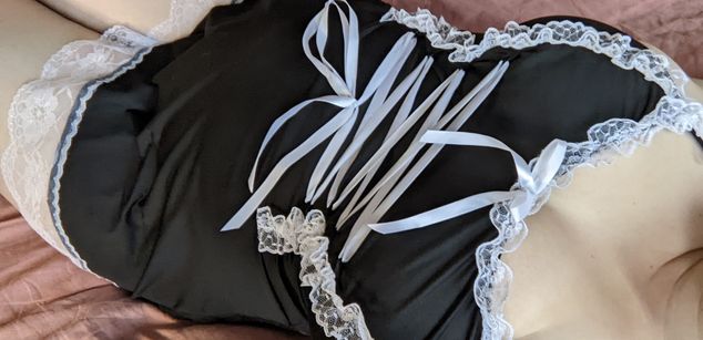 Model - CurvesandCurlsxxx lingerie