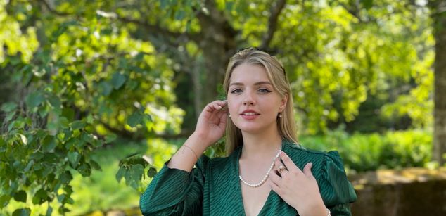 Model - LinaRose goddess