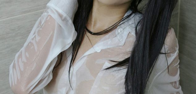 Himira young Model - Himira young