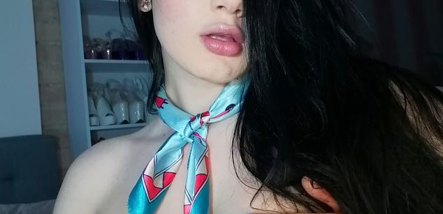 Model - EmilyPrada feet