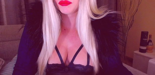 1FemDomQueen Hot Model - 1FemDomQueen Hot