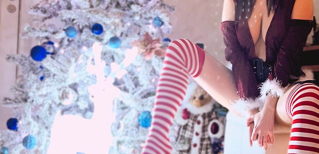 Model - TessaPosh mature