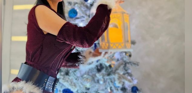 Model - TessaPosh mature