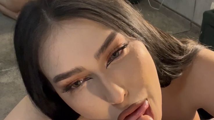 Slow but quick blowjob tease.