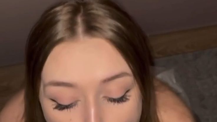 Cute homemade blowjob before bed