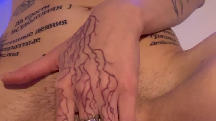 naked views of hairy pussy