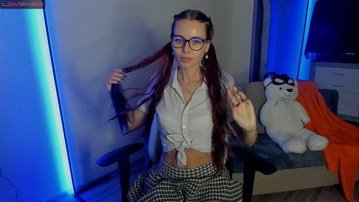 Naughty schoolgirl Sandy loves to play homealone