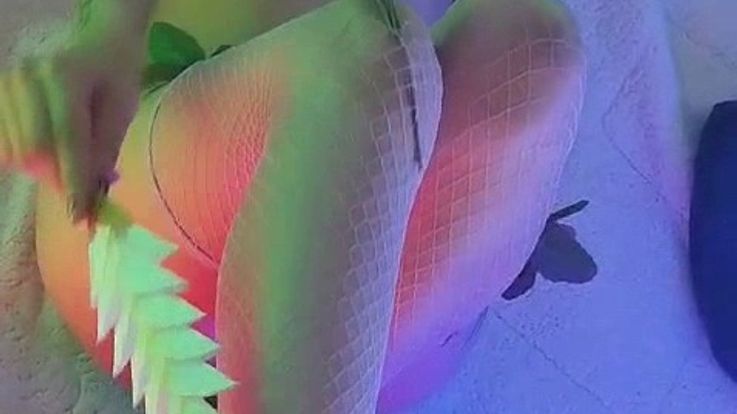 Your pretty Girl Naked