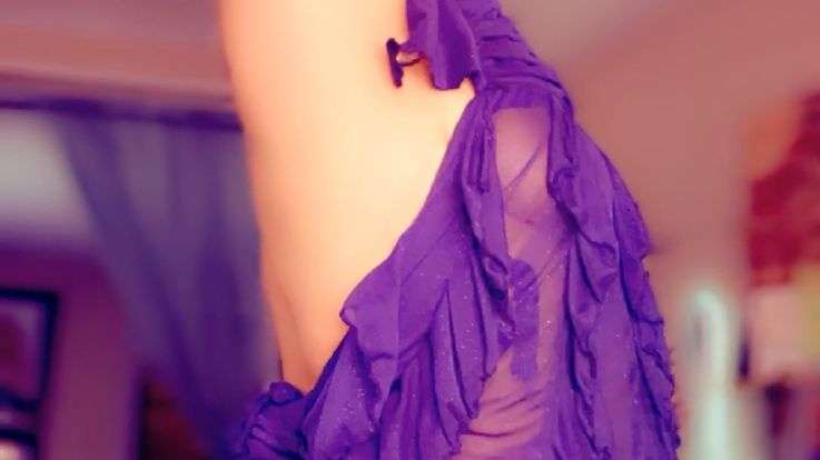 Photo shoot w me ?   I don’t get naked yet