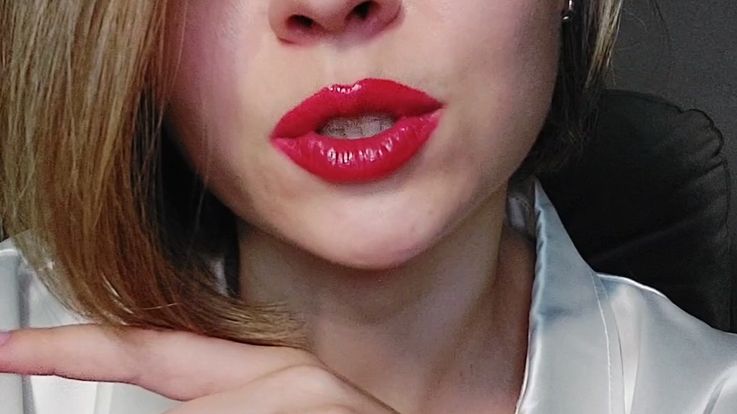 Mesmerising therapy, blackmail fantasy