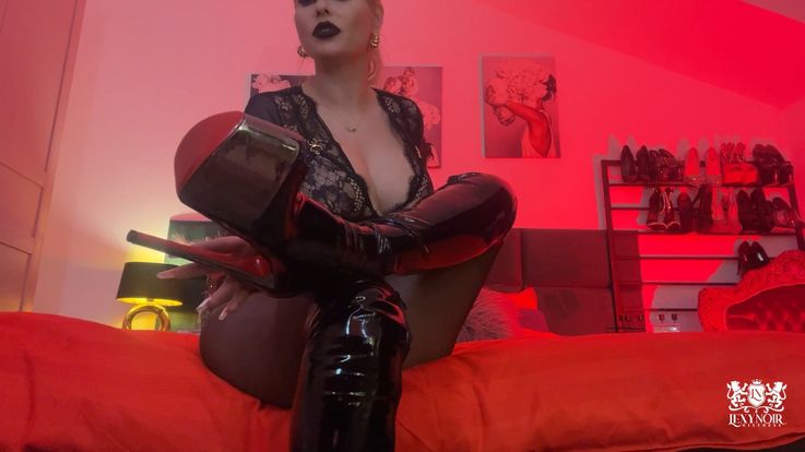 FINDOM BOOTS HUMILIATION