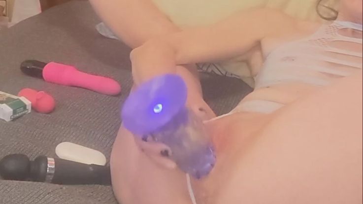 Here's a 5+ min solo play video w/Kristy