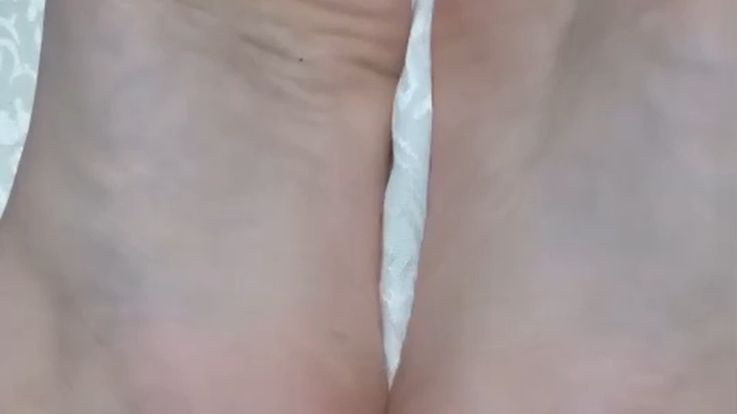 The Art of Tease – From Toes to Temptation