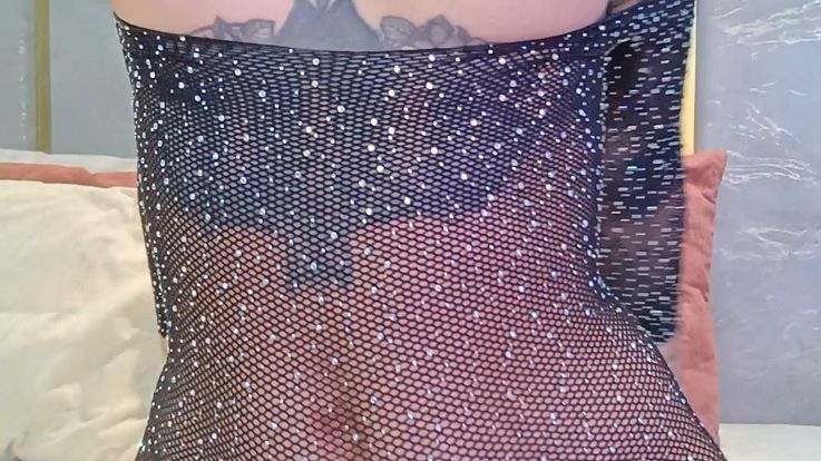 petite inked latina fucks her ass