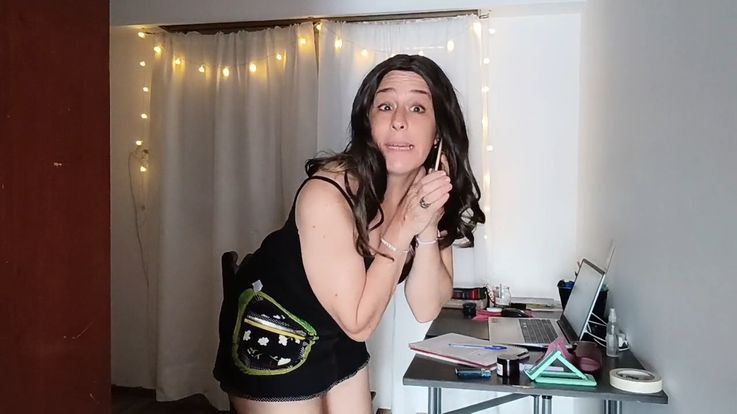 FREE USE STEPMOM - INTERRUPTING HER AT WORK