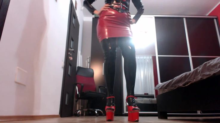 Dressing up in latex