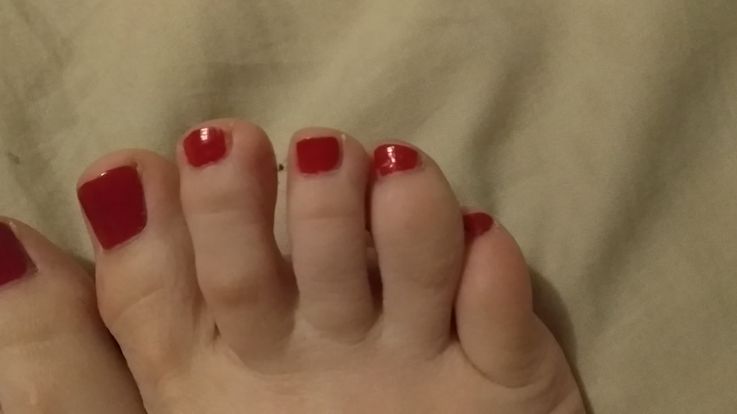 Rose's feet