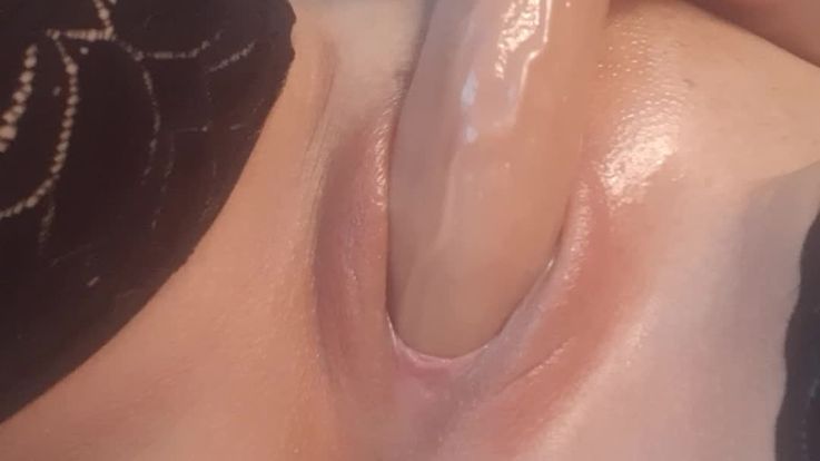 Fuck pussy with big dildo