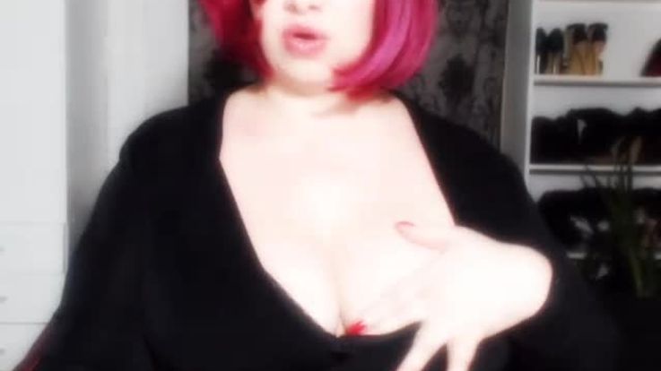 Hypnotising with my beautifull breasts