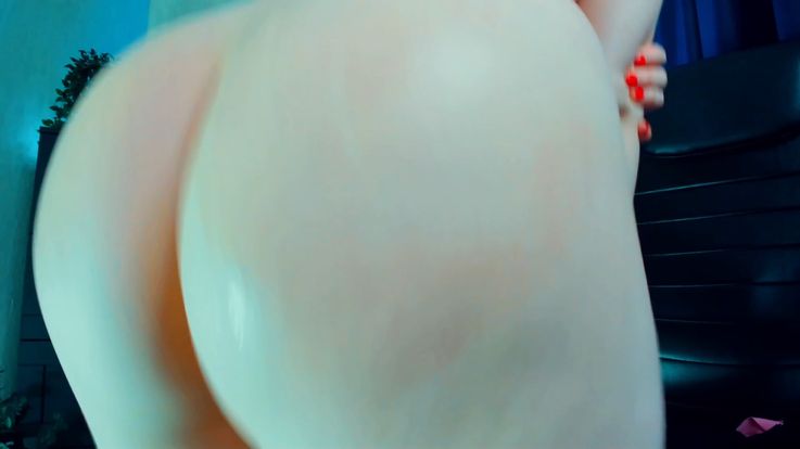 Look at my shiny oiled ass