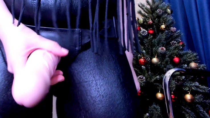 Pegging you with my strapon