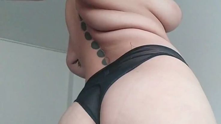 Showing my big ass for you