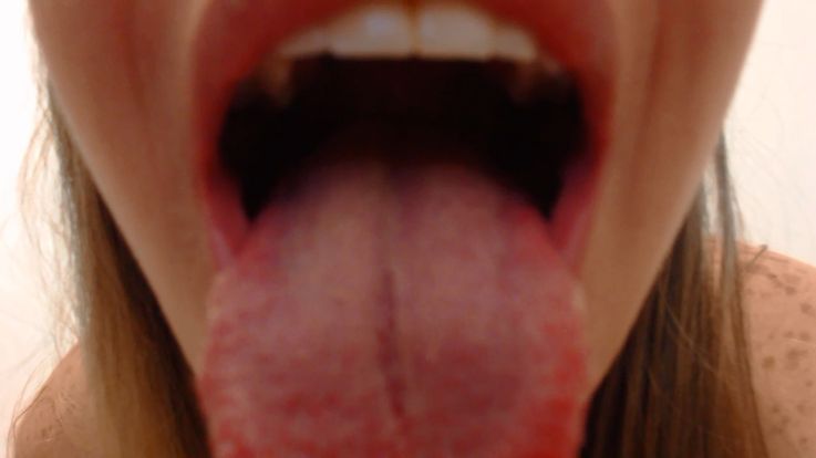 Close up Open mouth!