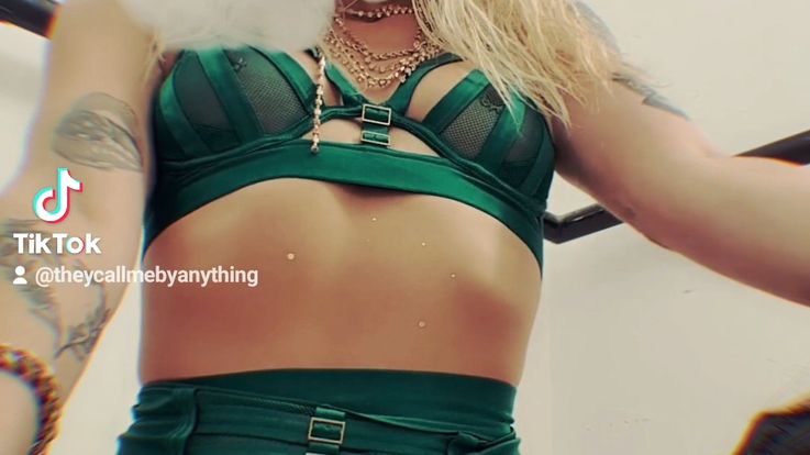 SMOKING GIRL: banned from tiktok