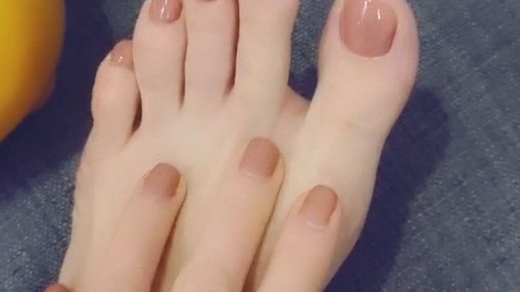 Take your place under my perfect bare feet