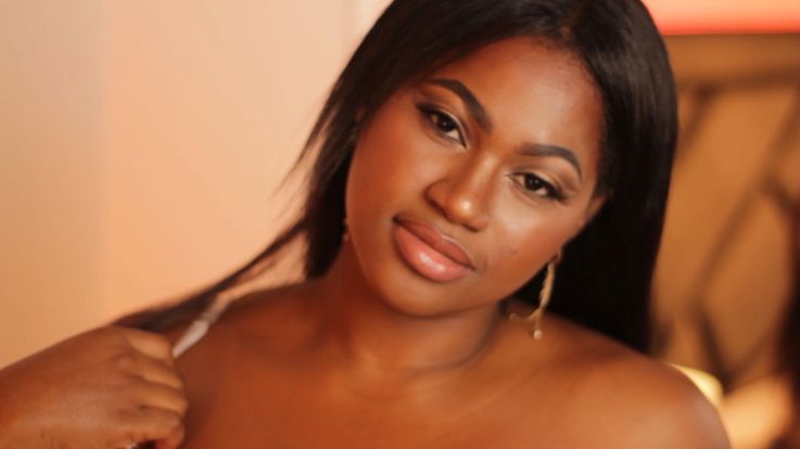 Exploring my hot body