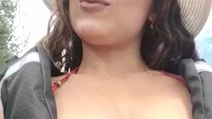 danna tits