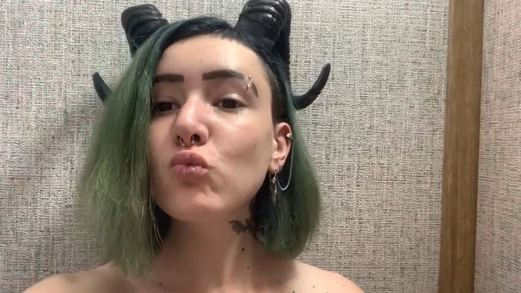 have a look under my bra ;)