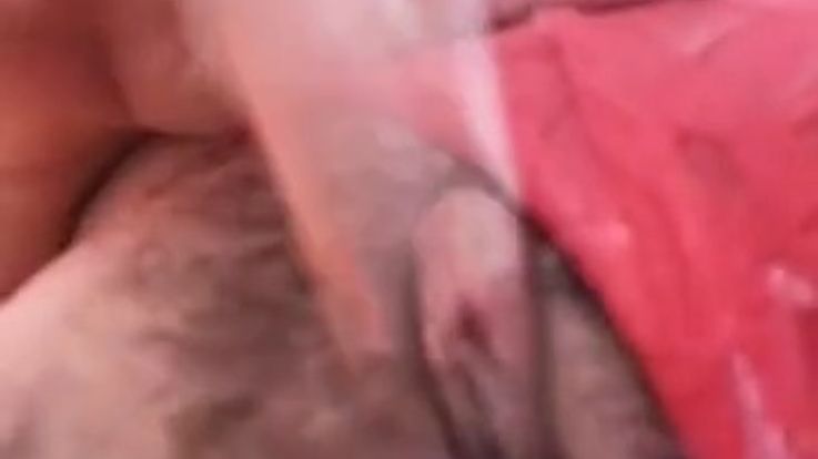 Look how my hairy vagina runs for you