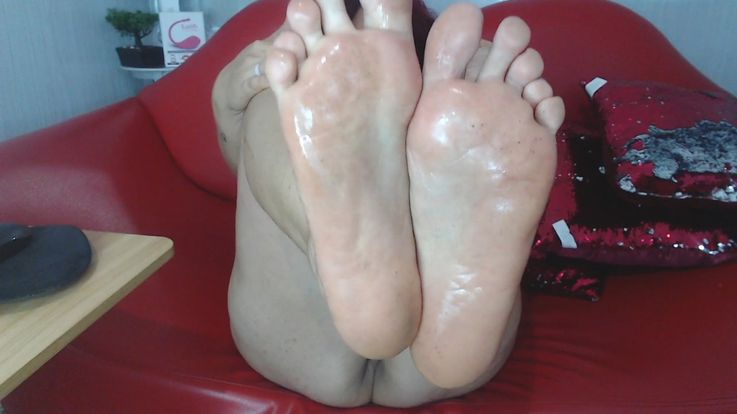 feet oil